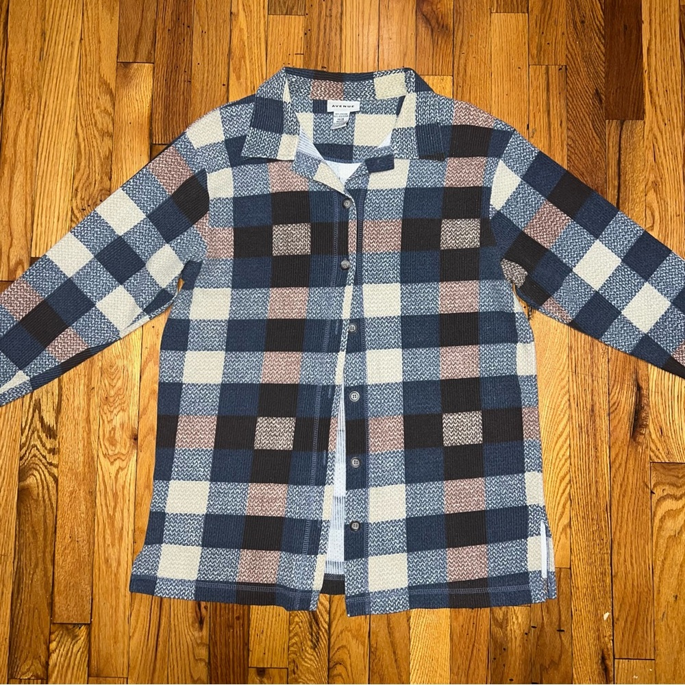 vintage 90s brown/white/blue checkered flannel button up shirt